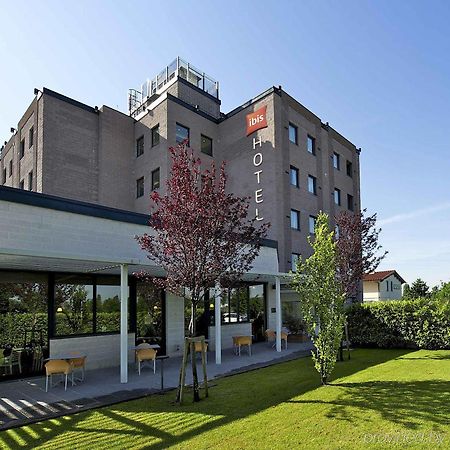 Hotel Ibis Firenze Prato Est Campi Bisenzio Exterior foto